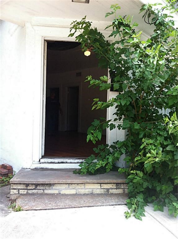1007 Jewett St, Houston, TX 77009 - photo 3