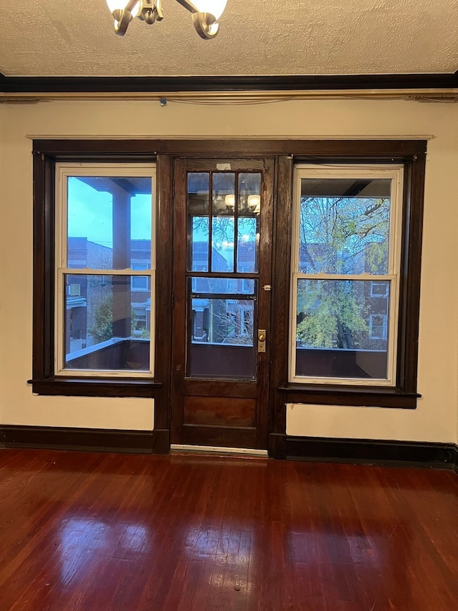 4839 N Claremont Ave unit 2, Chicago, IL 60625 - photo 3