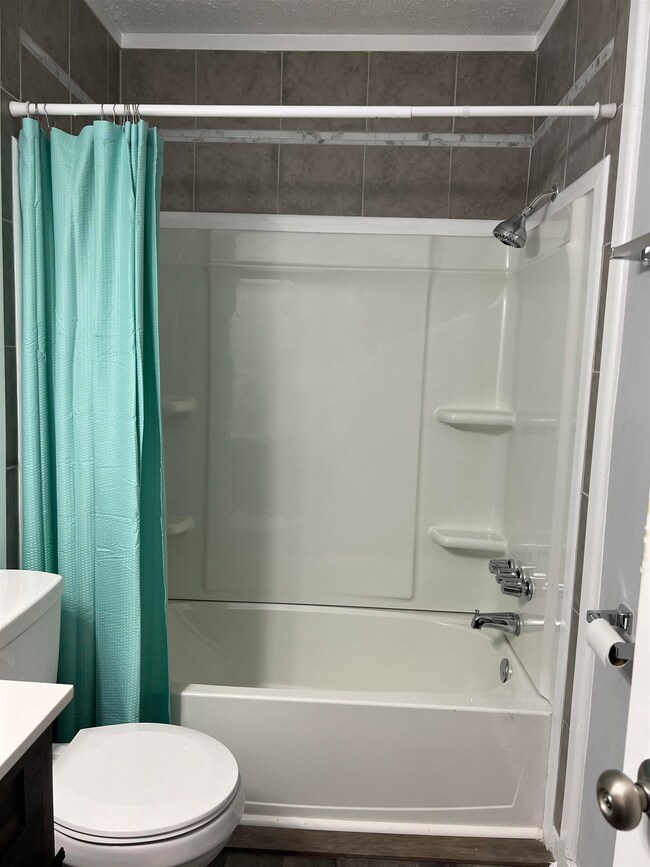tub/shower combo