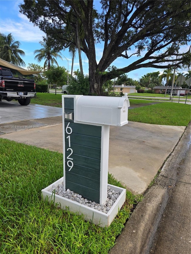 6129 Royal Palm Blvd, Margate, FL 33063 - photo 2