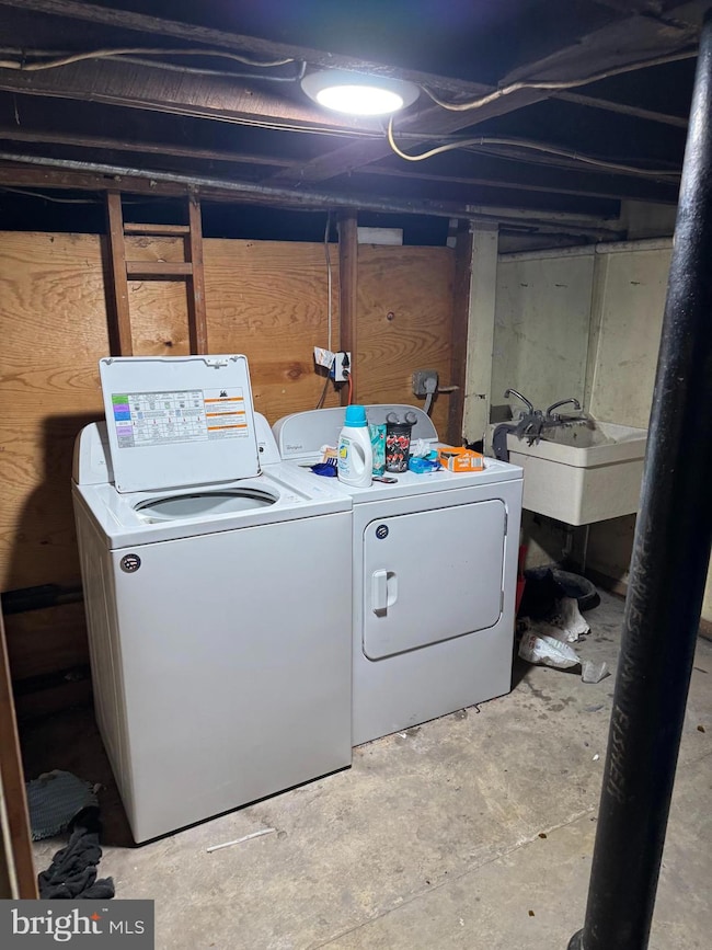 121 W Main St unit ROOM 7, Kutztown, PA 19530 - photo 3