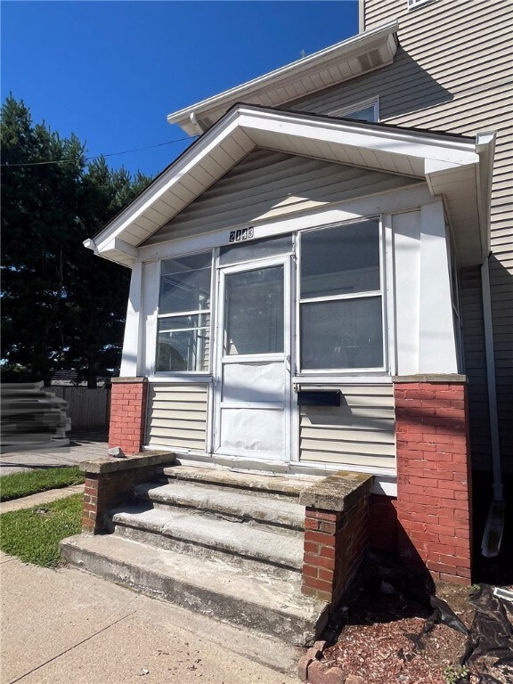 2143 Elmwood Ave, Warwick, RI 02888 - photo 2