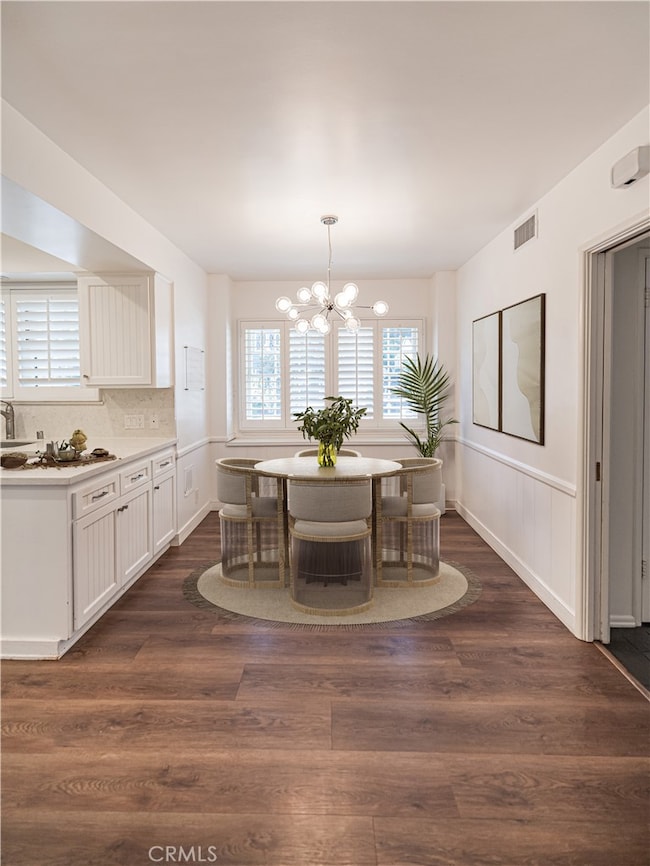 784 Lockearn St, Los Angeles, CA 90049 - photo 5