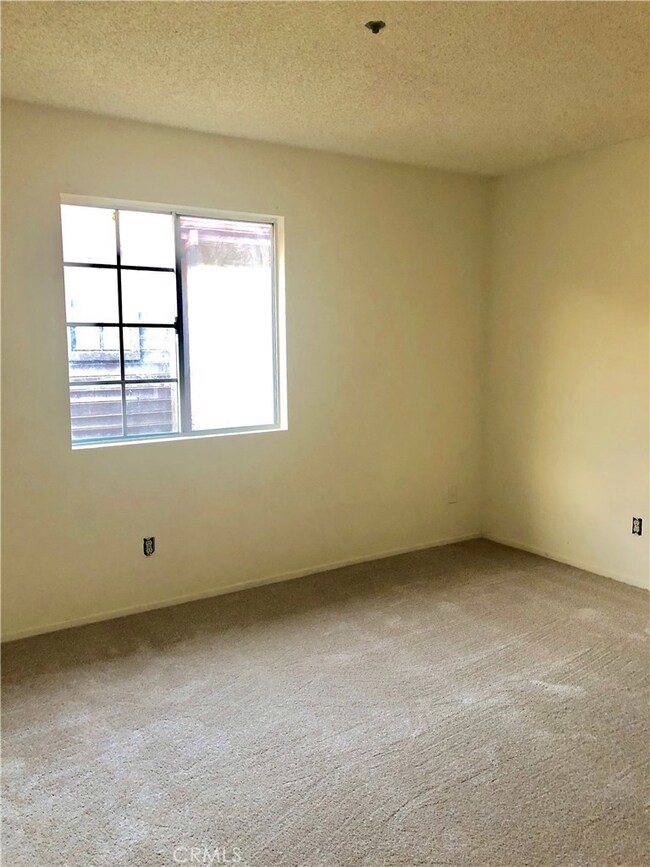 402 N Curtis Ave unit D, Alhambra, CA 91801 - photo 3