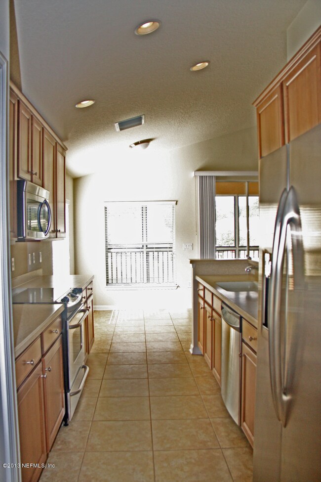 8670 Little Swift Cir unit 39A, Jacksonville, FL 32256 - photo 6