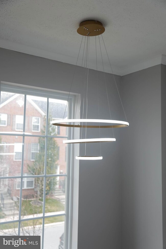 822 Lowe Rd, Middle River, MD 21220 - photo 5