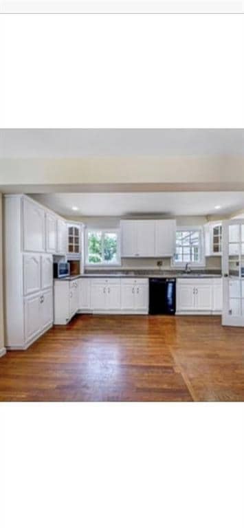 64 W Francis St, Iselin, NJ 08830 - photo 2