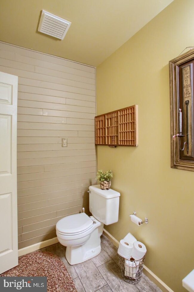 403 Washington Blvd, Womelsdorf, PA 19567 - photo 5