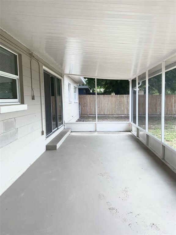 1512 Avenue C NE, Winter Haven, FL 33881 - photo 4