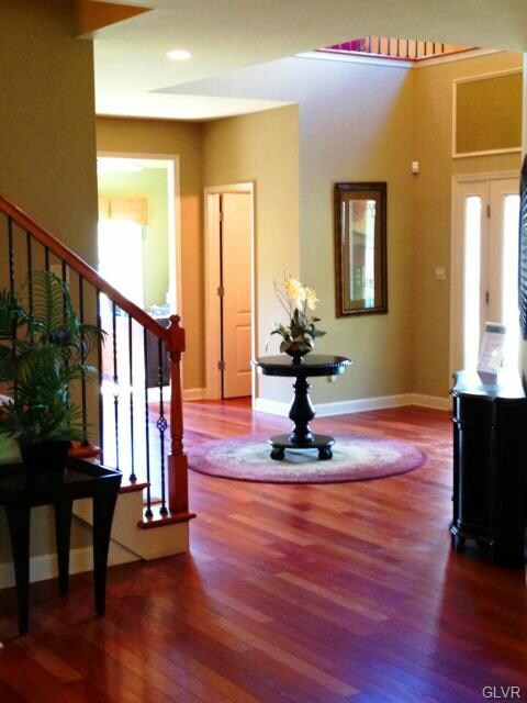 5507 Bayberry Ln, Whitehall, PA 18052 - photo 4