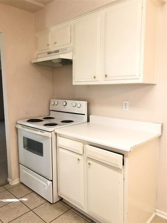 16815 Bougainvilla Ln, Friendswood, TX 77546 - photo 6