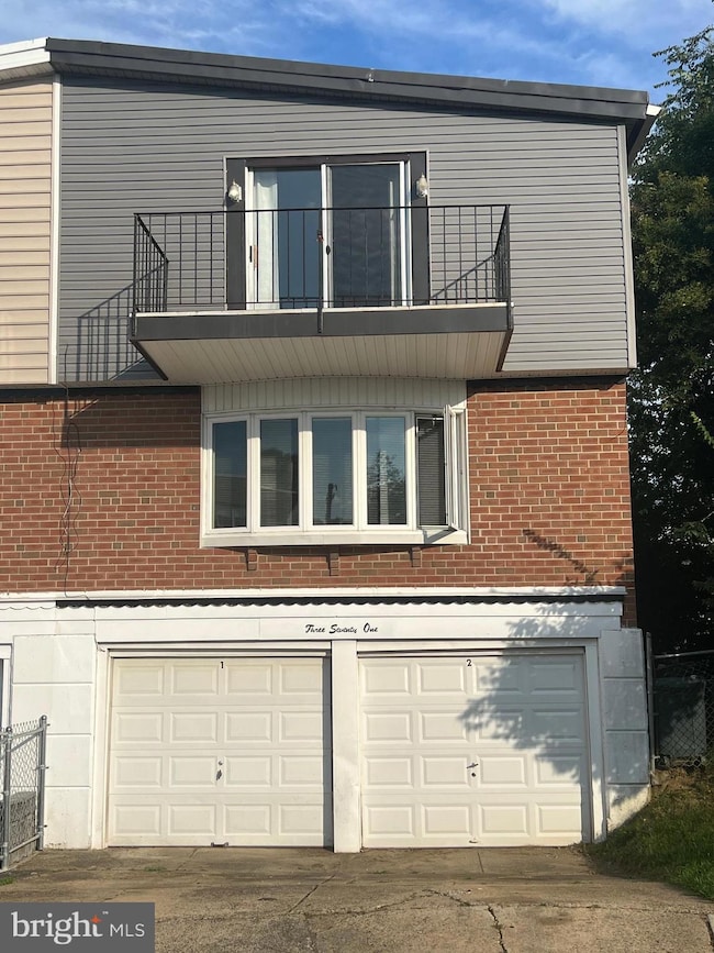 371 Avon St unit 2, Philadelphia, PA 19116 - photo 2