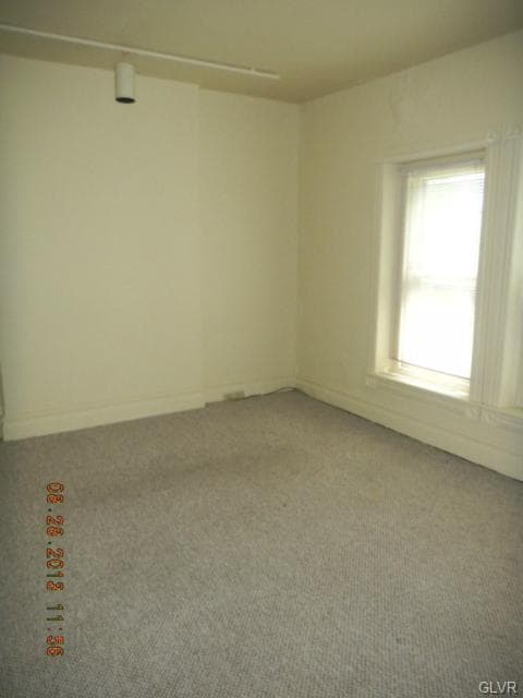 39 N 11th St unit B, Allentown, PA 18101 - photo 5