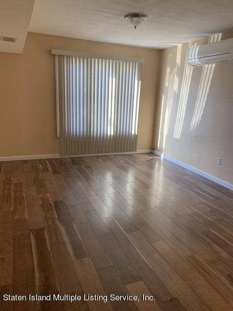 297 Norway Ave unit 1, Staten Island, NY 10305 - photo 3