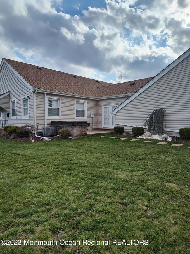 50 Piazza Tasso unit 1000, Freehold, NJ 07728 - photo 2