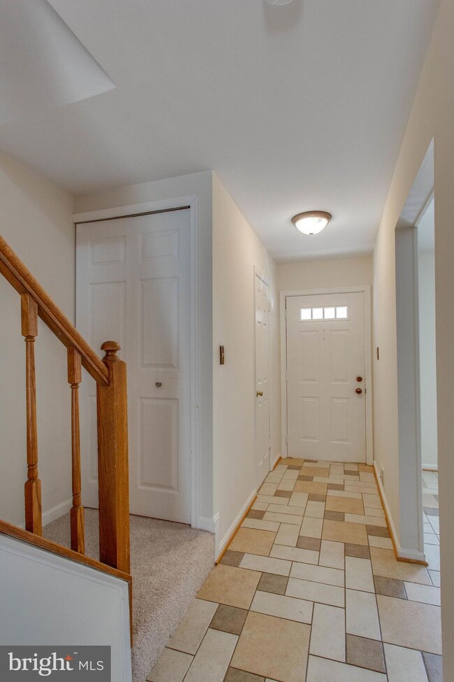 15014 Bridgeport Dr, Dumfries, VA 22025 - photo 4