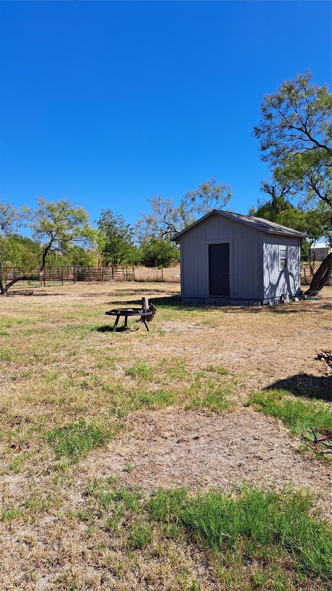 3030 Sunrise Trail, Weatherford, TX 76088 - photo 5