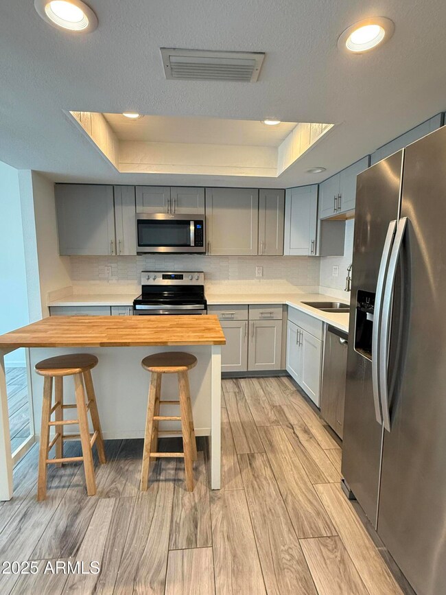 13617 N 24th Ave, Phoenix, AZ 85029 - photo 7