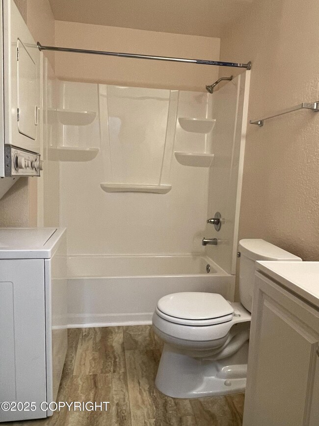 3570 W Dimond Blvd unit B8, Anchorage, AK 99502 - photo 6