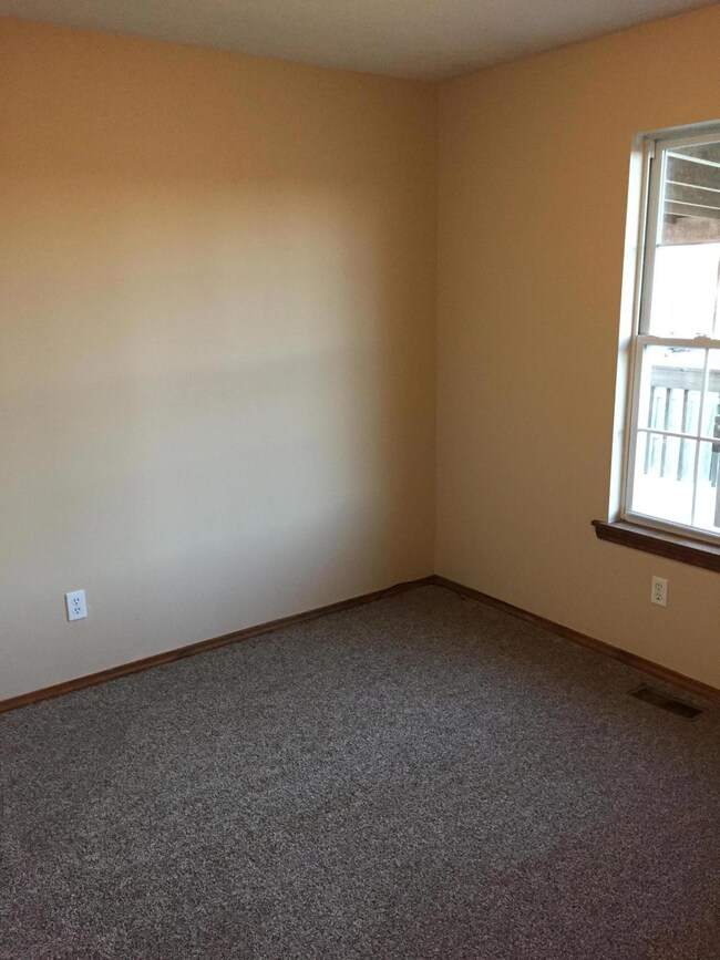 844 Timber Ridge Dr, Nixa, MO 65714 - photo 7