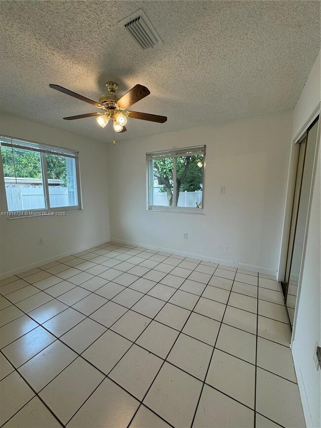 2311 SW 58th Ave unit 2, Miami, FL 33155 - photo 4