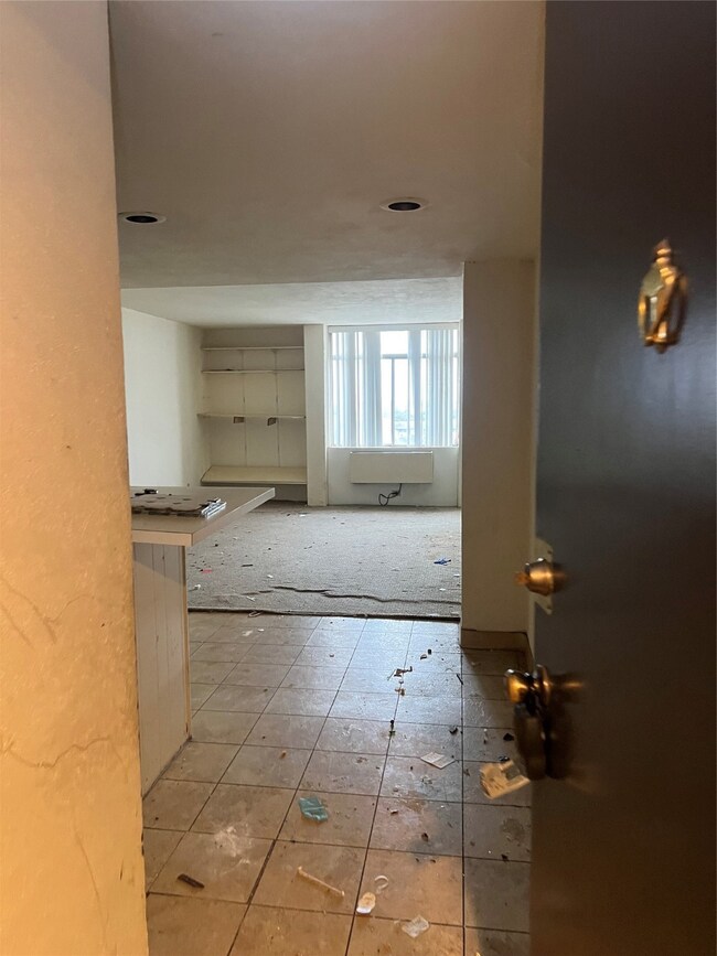 Sussex West Tower unit 602, Houston, TX 77036 - photo 3