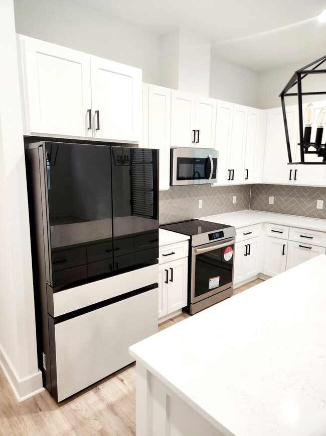 1113 Bruno Place, Houston, TX 77091 - photo 7