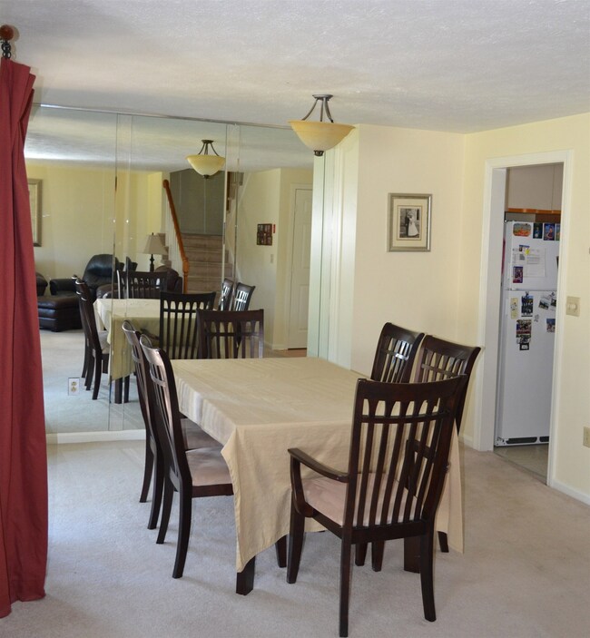 375 Winding Pond Rd, Londonderry, NH 03053 - photo 7