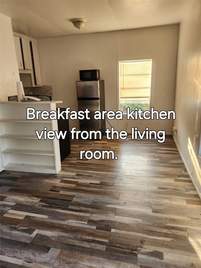 1026 Miles St unit 5, Rosenberg, TX 77471 - photo 2