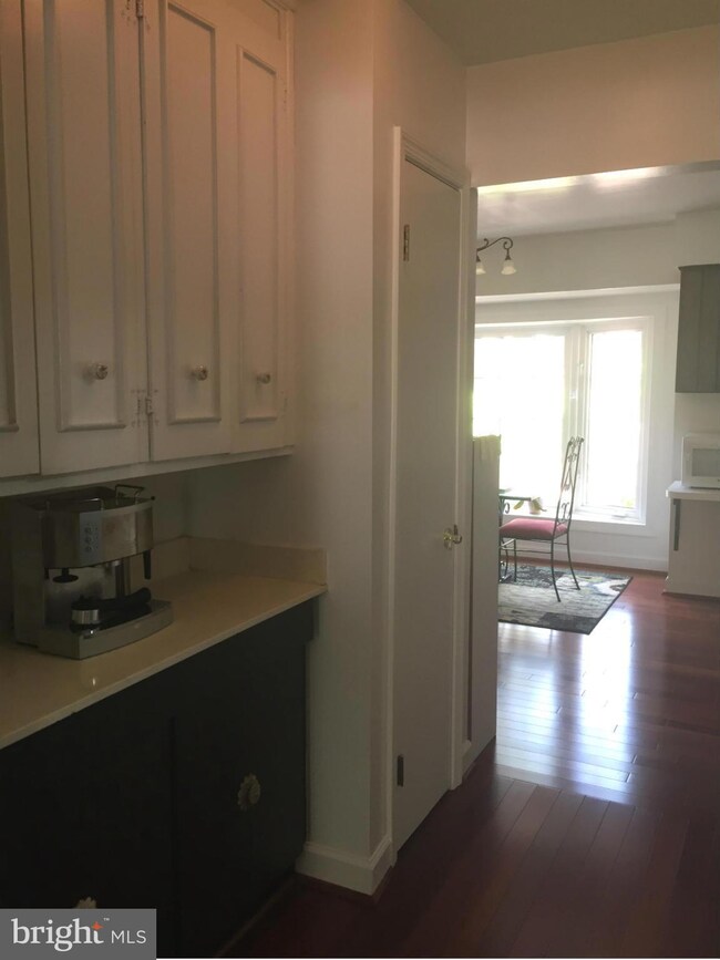 10938 Swansfield Rd, Columbia, MD 21044 - photo 7