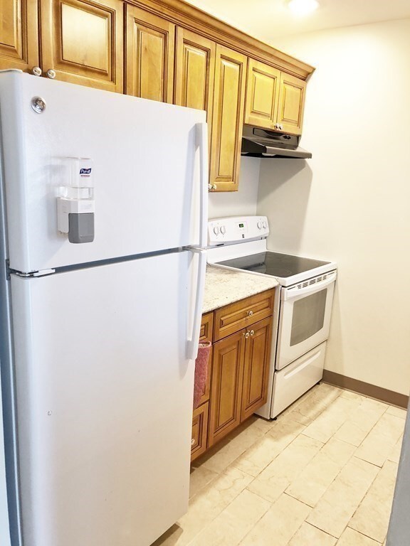 The Montclair Condominiums unit 512, Quincy, MA 02171 - photo 2