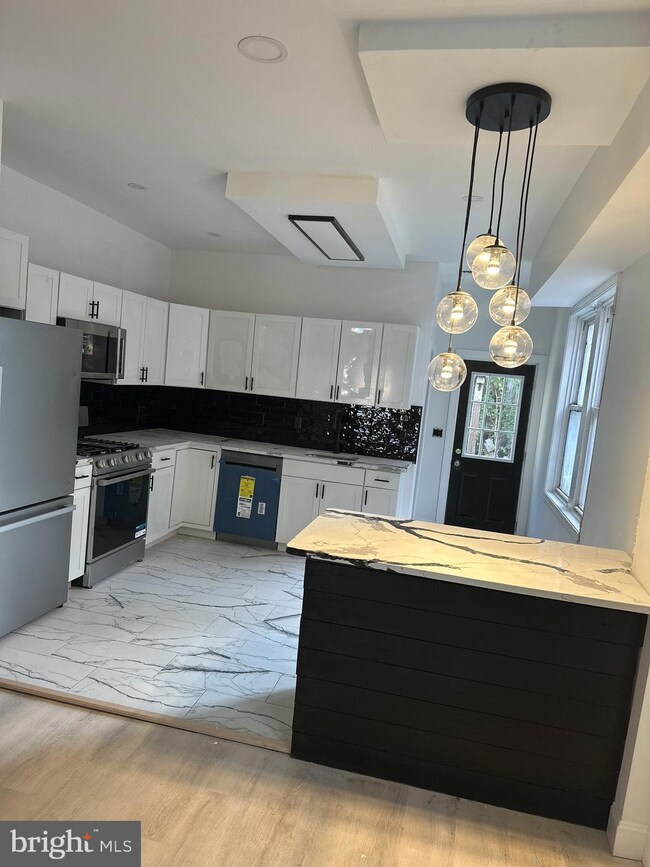 1328 Jackson St, Camden, NJ 08104 - photo 4