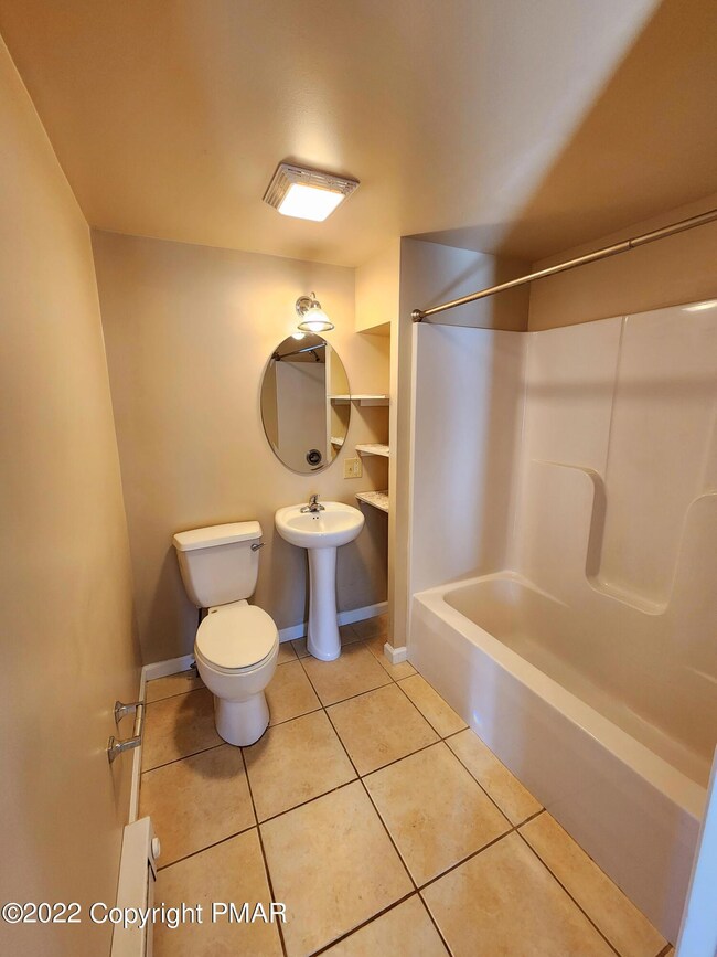 1128 N 5th St unit Rear, Stroudsburg, PA 18360 - photo 5