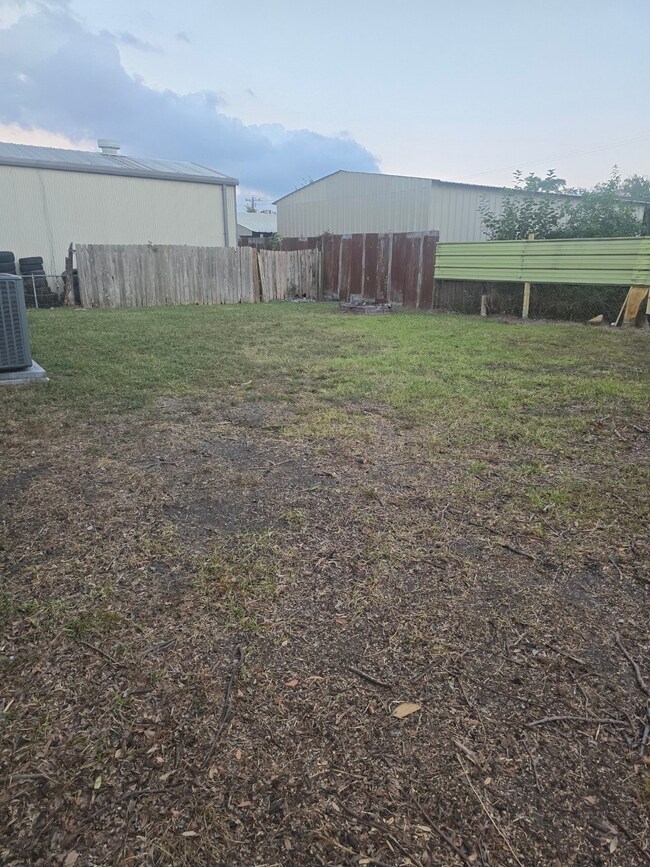 1934 Hopper Rd, Houston, TX 77093 - photo 4