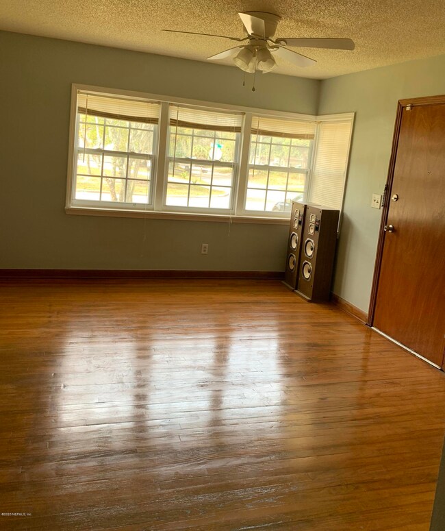 2923 Alonso Rd, Jacksonville, FL 32216 - photo 3