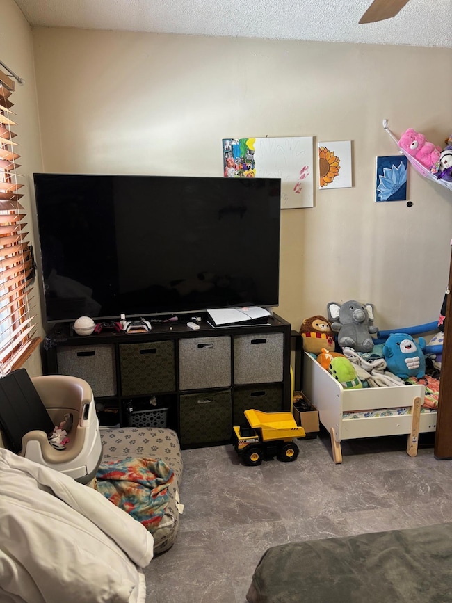 811 Tilden St, Fairmont, MN 56031 - photo 6