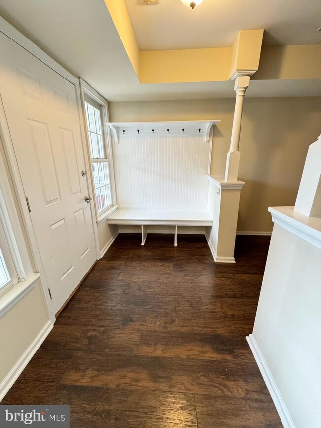 43 W Walnut St, Souderton, PA 18964 - photo 4