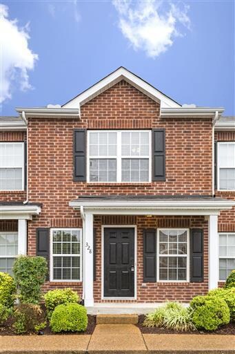 2 story unit with bedrooms upstairs