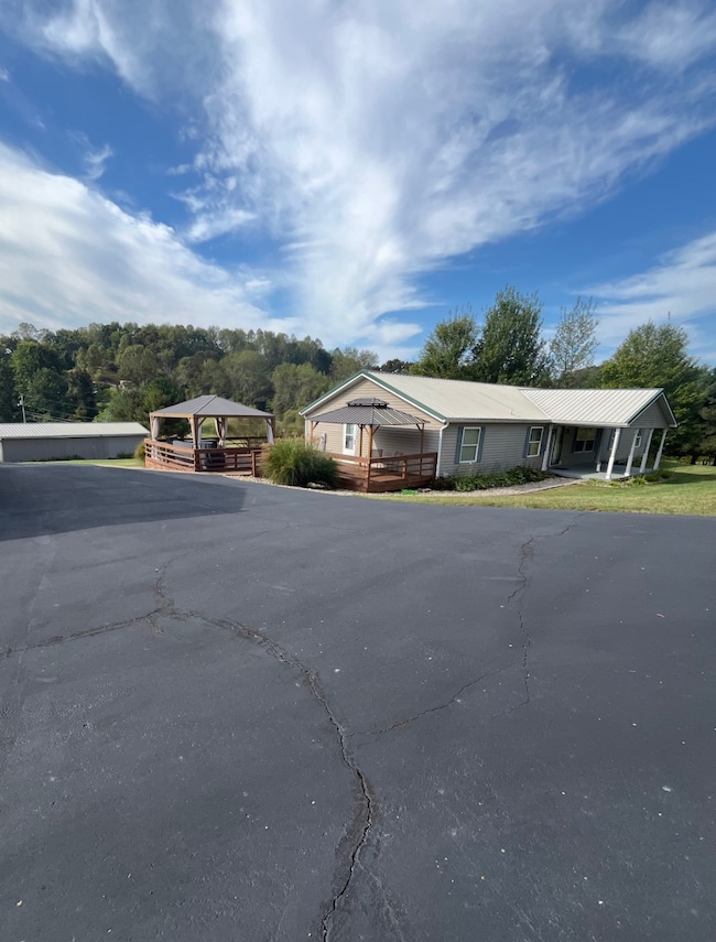 5210 Sour Run Rd, Wellston, OH 45692 - photo 2