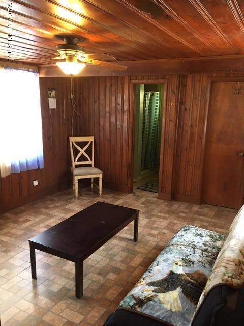 6305 Autlan Dr, Jacksonville, FL 32210 - photo 3