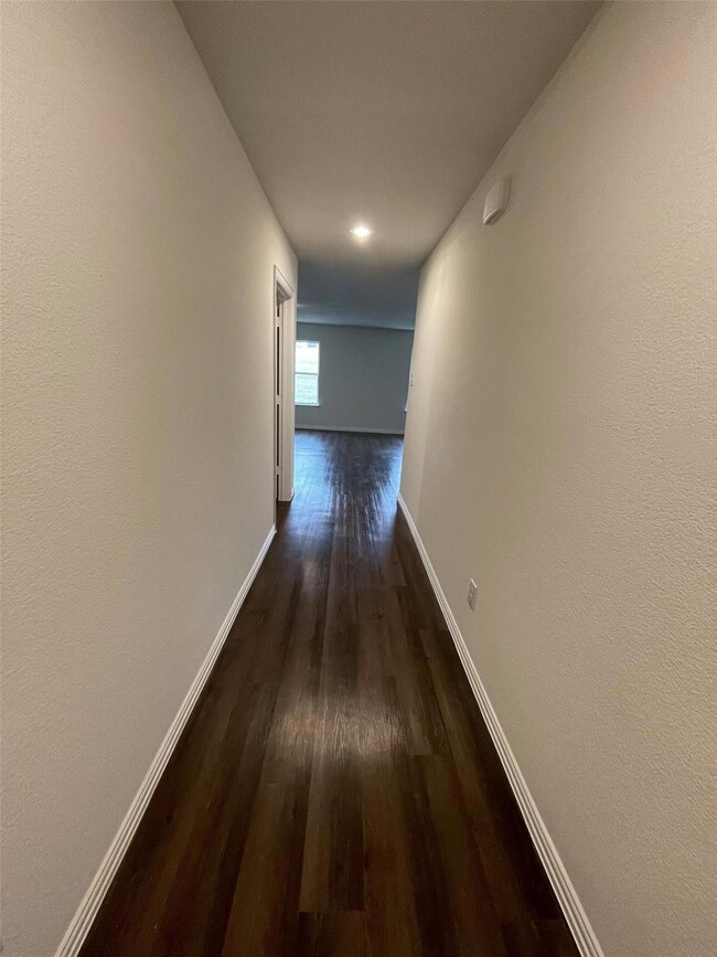 418 W Munson St, Denison, TX 75020 - photo 6