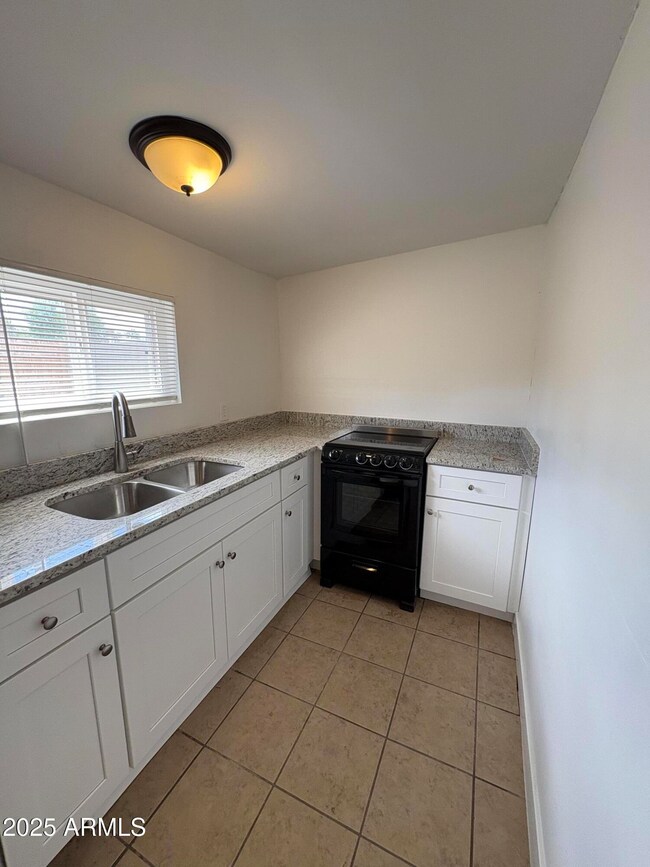 645 E 1st Ave unit B, Mesa, AZ 85204 - photo 6