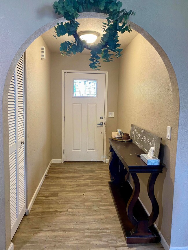 1837 Pineland Ct, Redding, CA 96002 - photo 4