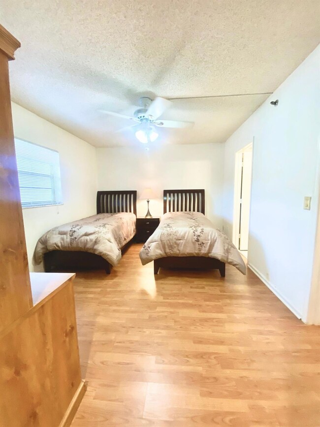2nd Bedroom