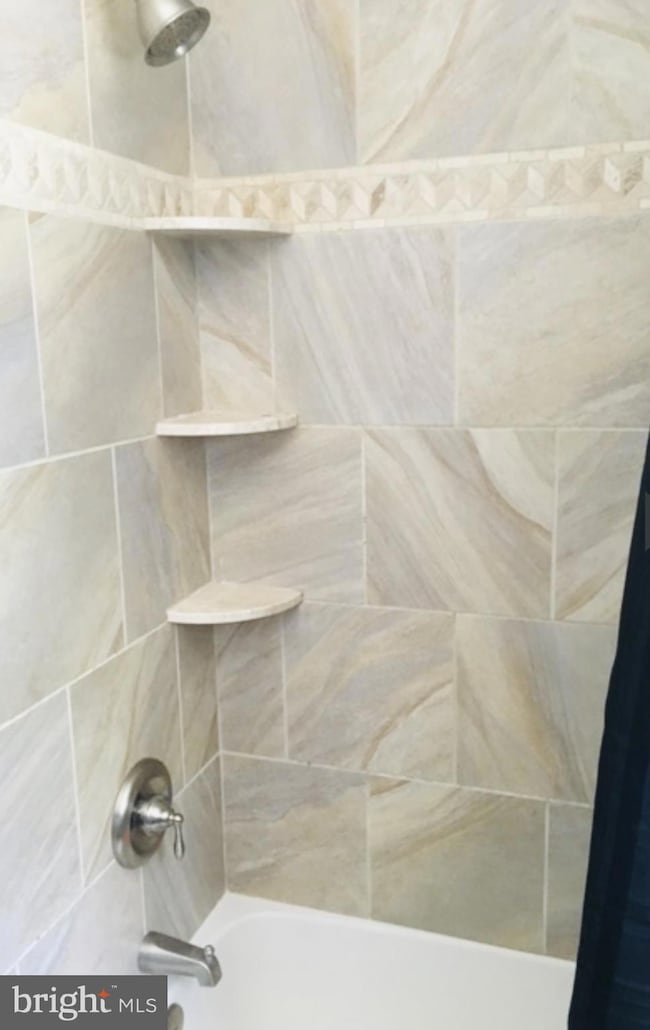 2875 Cambridge Rd, York, PA 17402 - photo 7