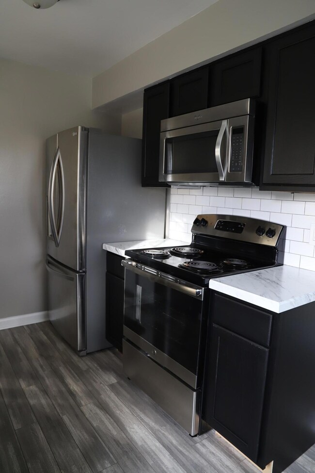 3656 Clime Rd unit 658, Columbus, OH 43228 - photo 3