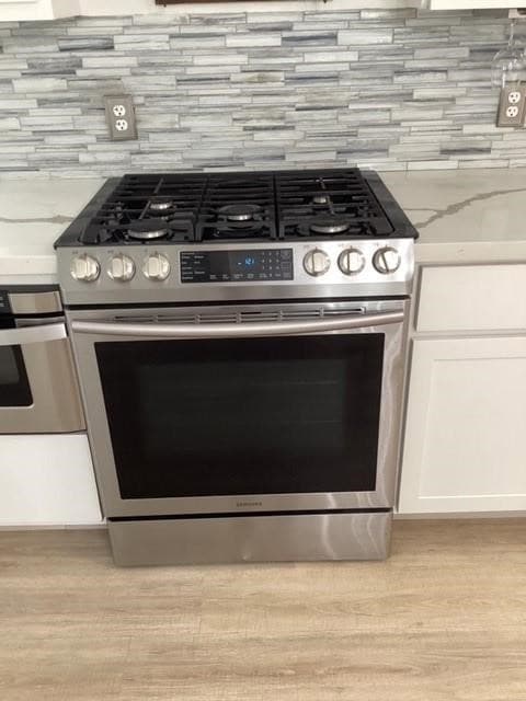 215 Barracuda St, Hitchcock, TX 77563 - photo 4