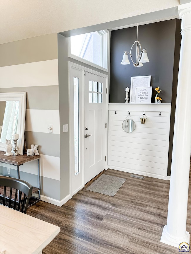 3936 SW Stonybrook Dr, Topeka, KS 66610 - photo 2