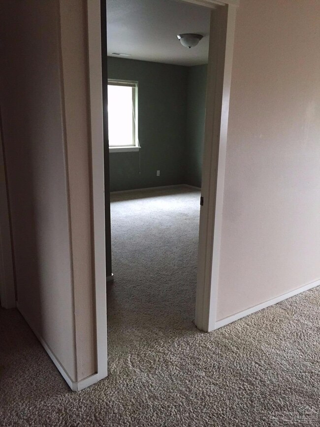 61710 Borealis Ln, Bend, OR 97702 - photo 7