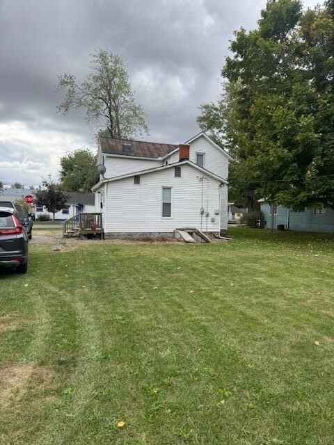 702 W Franklin St unit 702 1/2, Kenton, OH 43326 - photo 4